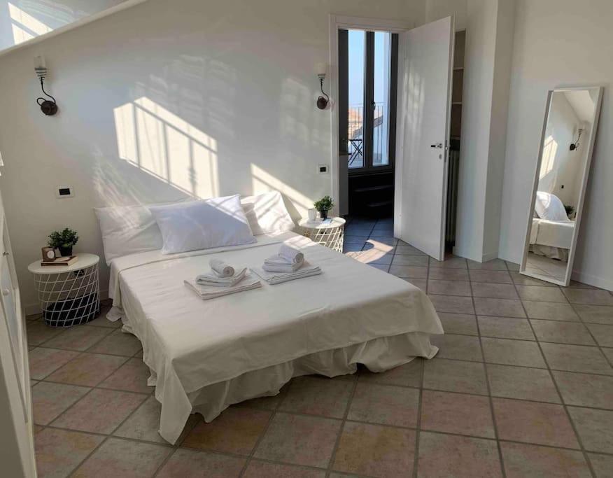 Mansarda Con Vista In Centro A Piacenza Apartment Exterior photo